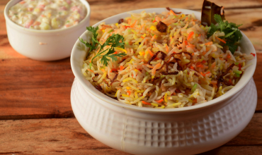 Vegetable Biryani (With Raita)